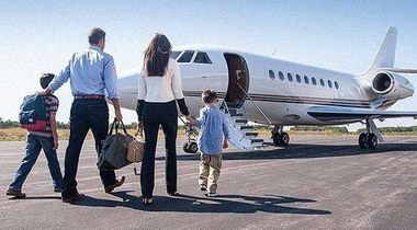相較于購買公務機，富豪為何青睞私人飛機定制旅行？