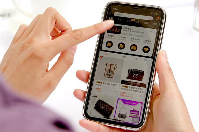 全球奢侈品品牌加速擁抱天貓，過去一年每周一個品牌入駐