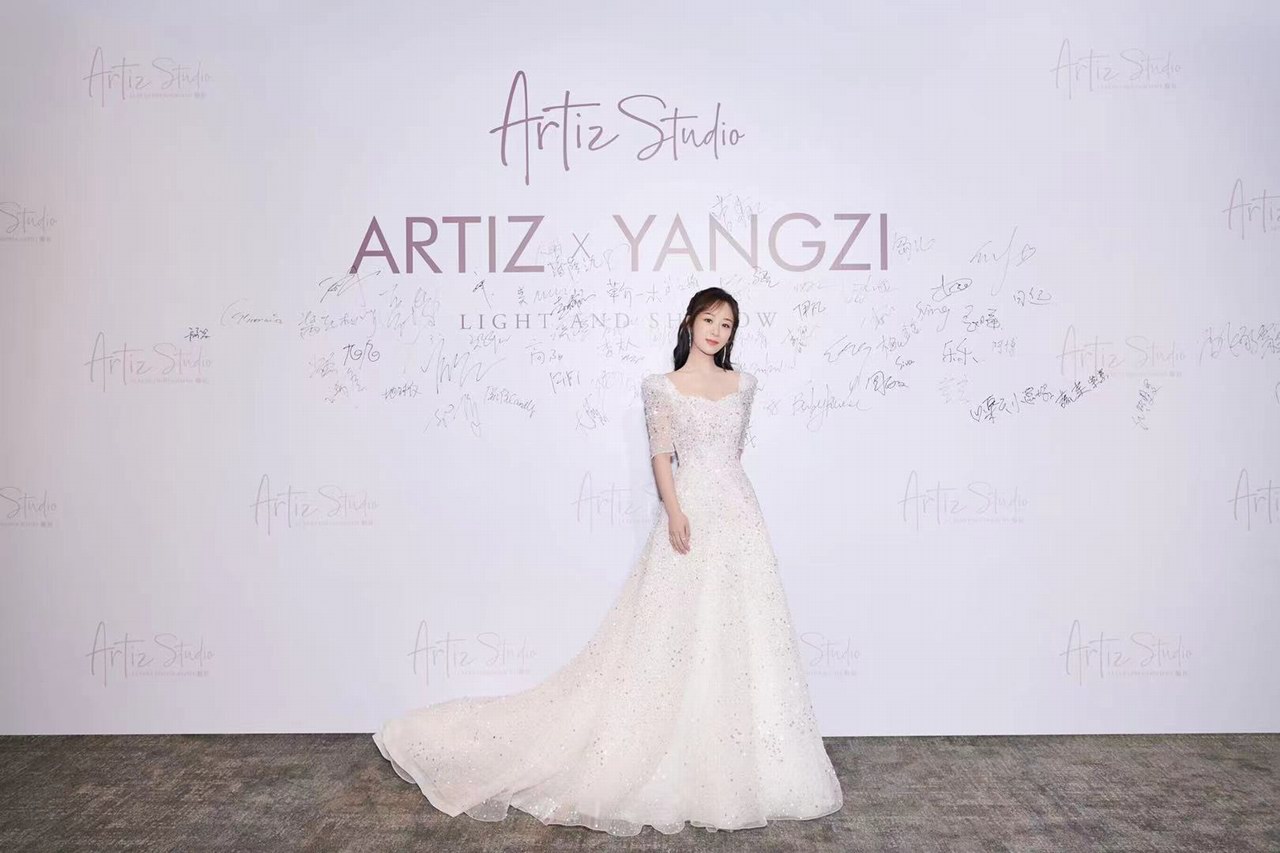 Artiz Studio(韓國藝匠)攜手明星創意師楊紫以光為載體,聯合打造Artiz楊紫光影藝術展