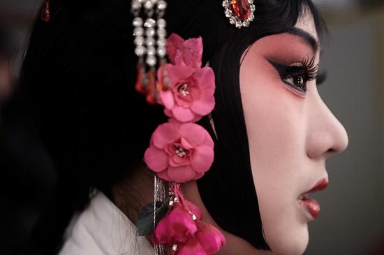 美，是昆曲的核心所在。然而沈昳麗所演繹的美，漸漸被當今世界冷落。