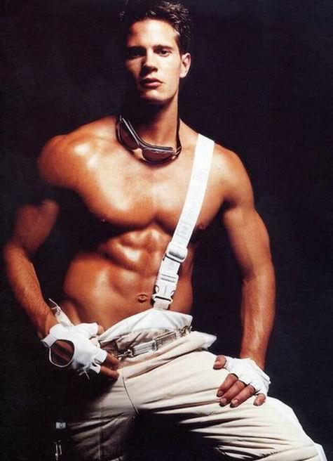男色時代下的性別觀念_MANse男色雜志_男色風(fēng)尚_美人關(guān)絕對男人男體寫真圖片