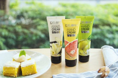 DELON花果滋養(yǎng)護(hù)手霜，植萃能量凝潤雙手