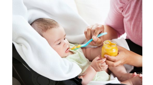 孩子便秘可服用媽咪愛益生菌調整腸道，緩解癥狀作用大