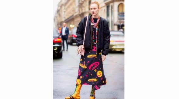 羽絨服和裙子怎么搭配？6套達人look示范，遠離臃腫讓人心動