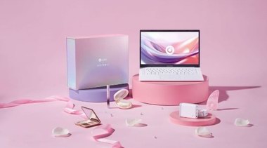 與光同行，綻放美好 ——“華碩a豆 X橘朵”首度跨界合作，閃光禮盒打破美學(xué)次元