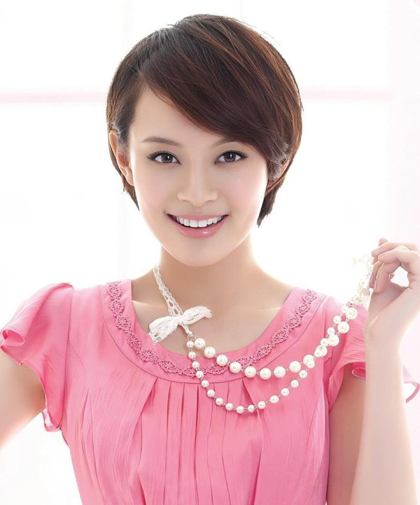 孫儷詮釋花仙子 美白皮膚養成白瓷肌